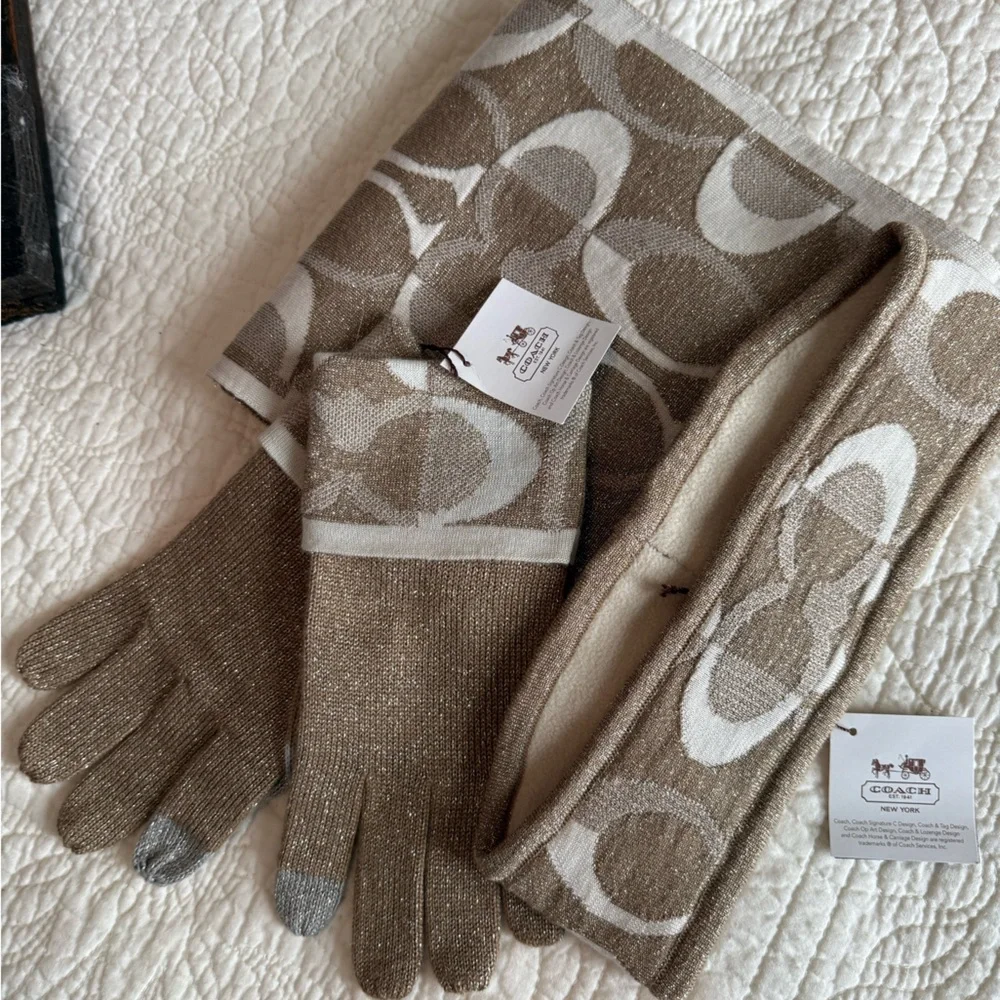 Rare Coach Glitter Knit Winter set NWT Scarf/Gloves/Headband Signature C Logo
